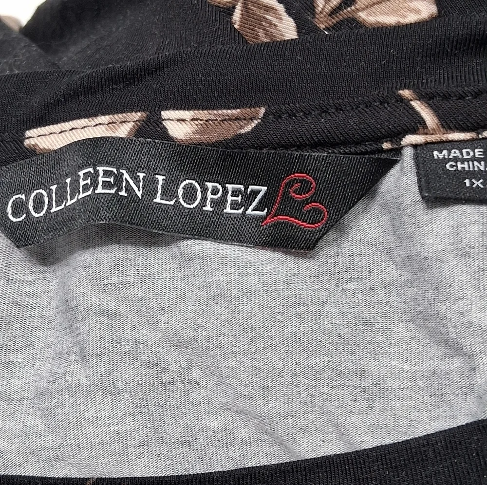 Colleen Lopez Black Floral Top Size 1X